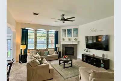 703 Fannin Lane, Mansfield, TX 76063 - Photo 5