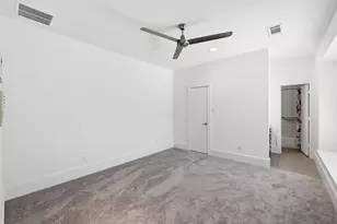 6908 Chantilly Ct, Dallas, TX 75214 - Photo 27