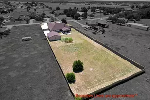 829 Meadow Lark Ln, Red Oak, TX 75154 - Photo 3