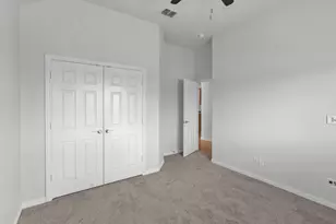 9129 Cottonwood Village Dr, Fort Worth, TX 76120 - Photo 13