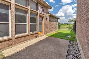 9129 Cottonwood Village Dr, Fort Worth, TX 76120 - Photo 15