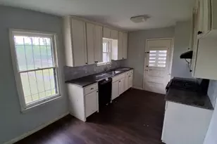 4405 S Cornelia Cir, Corpus Christi, TX 78408 - Photo 7