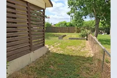 4405 S Cornelia Circle, Corpus Christi, TX 78408 - Photo 3