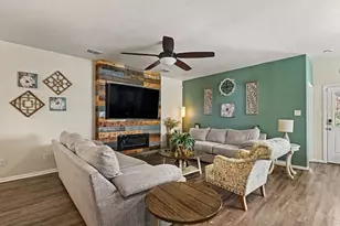 10136 Huntersville Trl, Fort Worth, TX 76108 - Photo 5