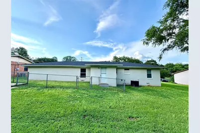 105 Calloway, Hughes Springs, TX 75656 - Photo 19