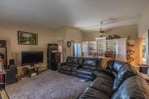 4501 Freeport Dr, Garland, TX 75043 - Photo 11