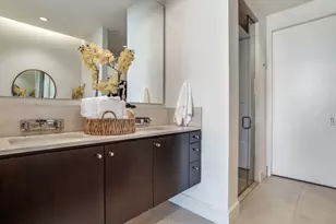 2408 Victory Park Ln, Dallas, TX 75219 - Photo 15