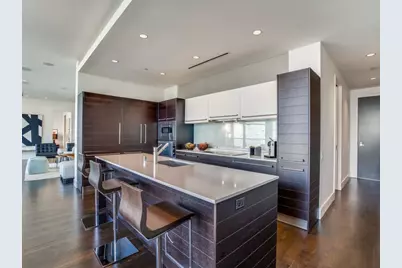 2408 Victory Park Lane #737, Dallas, TX 75219 - Photo 7