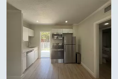 4101 Douglas Avenue #204, Dallas, TX 75219 - Photo 11