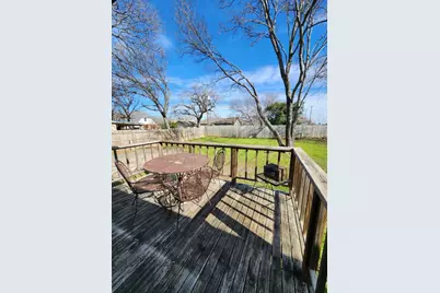 2521 Littlepage Street, Fort Worth, TX 76107 - Photo 17
