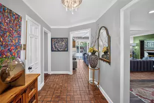 1810 S Crest, Carrollton, TX 75006 - Photo 13