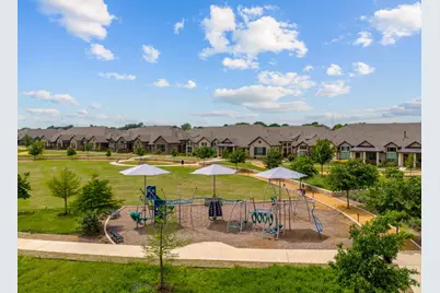 2529 Barnwood Lane, Garland, TX 75042 - Photo 29