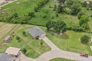 228 Mill St, Emory, TX 75440 - Photo 35