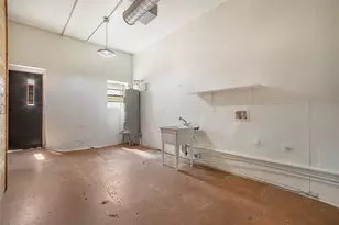 4212 Main St, Dallas, TX 75226 - Photo 9