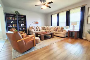 423 Regatta Ln, Azle, TX 76020 - Photo 9