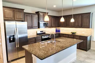 423 Regatta Ln, Azle, TX 76020 - Photo 5