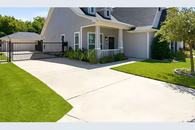608 Joy Court, Burleson, TX 76028 - Photo 3