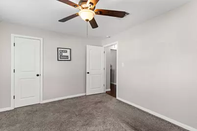 3700 Charlton Avenue, Waco, TX 76711 - Photo 13