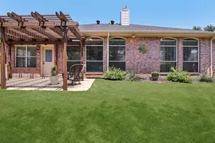 2845 Birmingham Dr, Grand Prairie, TX 75052 - Photo 27
