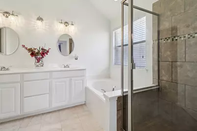 2845 Birmingham Drive, Grand Prairie, TX 75052 - Photo 17