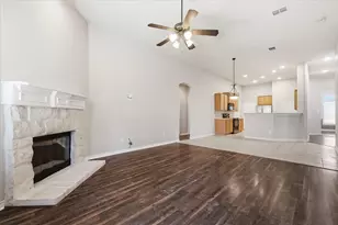 629 Lake City Dr, Lewisville, TX 75056 - Photo 11