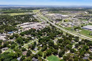 1700 S Clay St, Kaufman, TX 75142 - Photo 1