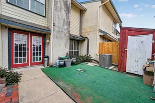 7145 Fair Oaks Ave, Dallas, TX 75231 - Photo 33