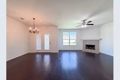 1411 Niagara Falls Court, Arlington, TX 76002 - Photo 3