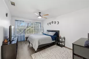 3550 Country Square Dr, Carrollton, TX 75006 - Photo 9