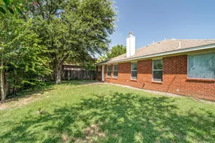 10805 Pebblecreek Ct, Benbrook, TX 76126 - Photo 23