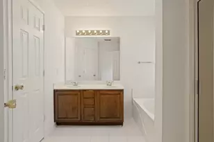 10805 Pebblecreek Ct, Benbrook, TX 76126 - Photo 15