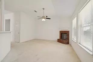 10805 Pebblecreek Ct, Benbrook, TX 76126 - Photo 7