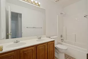 10805 Pebblecreek Ct, Benbrook, TX 76126 - Photo 17