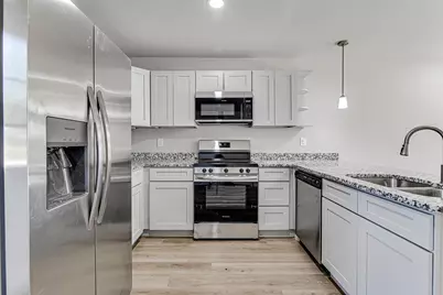 406 Grand Avenue, Fort Worth, TX 76164 - Photo 17