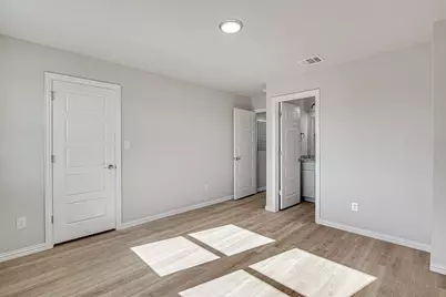 406 Grand Avenue, Fort Worth, TX 76164 - Photo 5