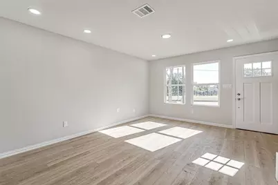 406 Grand Avenue, Fort Worth, TX 76164 - Photo 11