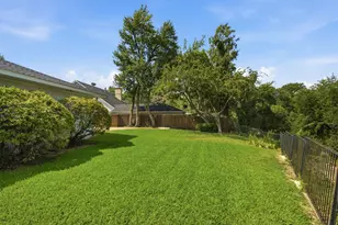 939 Blue Lake Cir, Richardson, TX 75080 - Photo 29