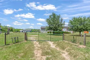 1285 Vz County Rd 4512, Ben Wheeler, TX 75754 - Photo 27