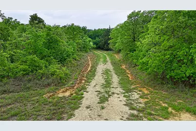 2300 Cobb Hollow Road, Saint Jo, TX 76265 - Photo 15