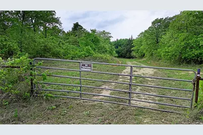 2300 Cobb Hollow Road, Saint Jo, TX 76265 - Photo 23