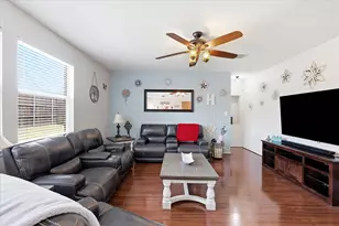 1905 Juniper Dr, Little Elm, TX 75068 - Photo 5