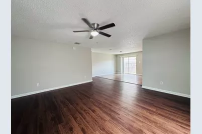 8600 Hawkview Drive, Fort Worth, TX 76179 - Photo 5