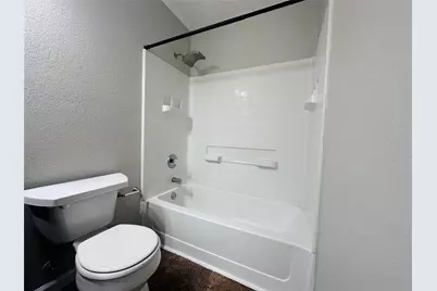 8600 Hawkview Drive, Fort Worth, TX 76179 - Photo 9