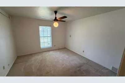 401 Glenhaven Drive, Azle, TX 76020 - Photo 27
