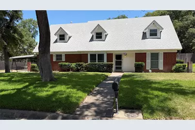 401 Glenhaven Drive, Azle, TX 76020 - Photo 17