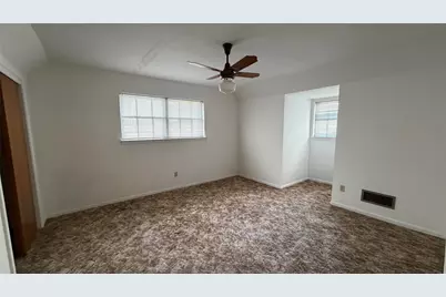 401 Glenhaven Drive, Azle, TX 76020 - Photo 13