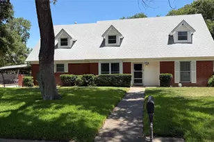 401 Glenhaven Dr, Azle, TX 76020 - Photo 1