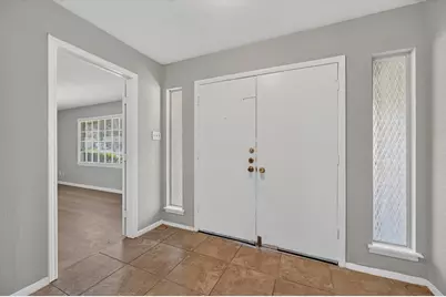 7200 Ellis Road, Fort Worth, TX 76112 - Photo 5