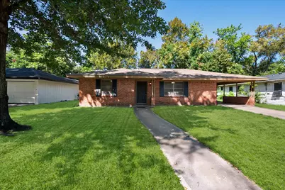 902 N 23 1/2 Street, Corsicana, TX 75110 - Photo 1