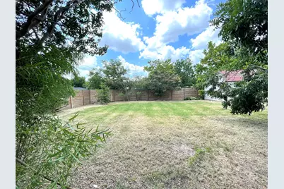 3812 Park Street, Greenville, TX 75401 - Photo 15